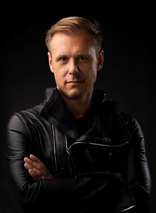Tänavuse aasta megashow - 31. augustil esineb Tallinna lauluväljakul Armin Van Buuren